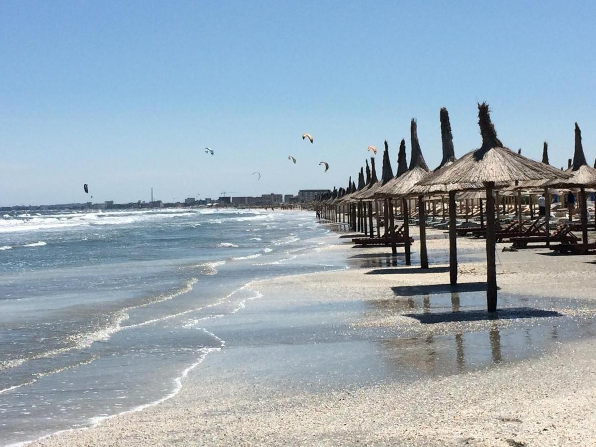 Appartamento E&E Mamaia Nord Năvodari Esterno foto